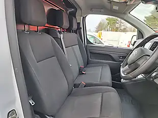 Used 2023 Citroen Dispatch Enterprise Edition M White - Interior and Exterior details 15