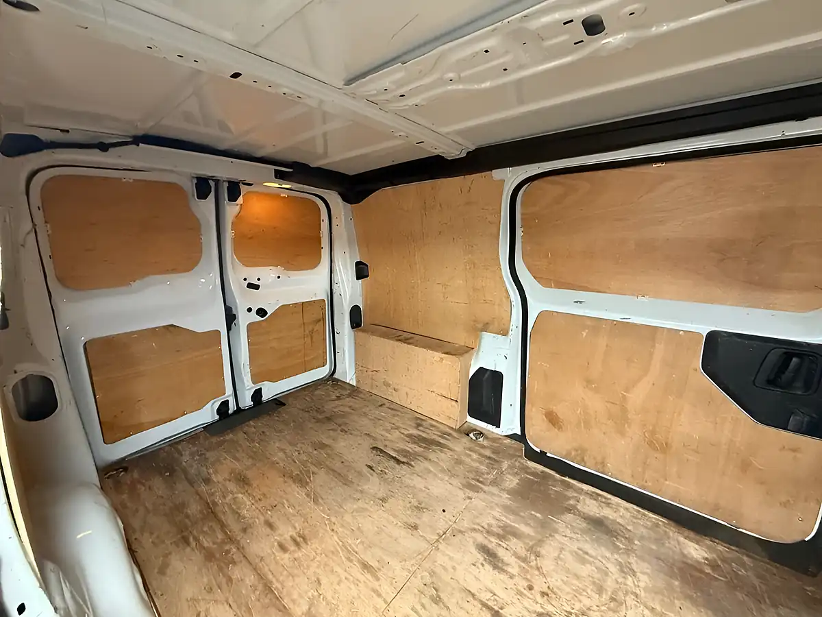 Used 2023 Citroen Dispatch Enterprise Edition M White - Interior and Exterior details 11