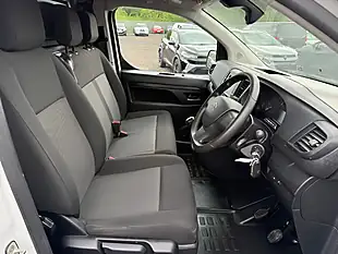 Used 2023 Citroen Dispatch Enterprise Edition M White - Interior and Exterior details 9