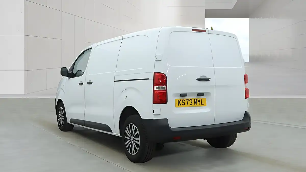 Used 2023 Citroen Dispatch Enterprise Edition M White - Interior and Exterior details 2