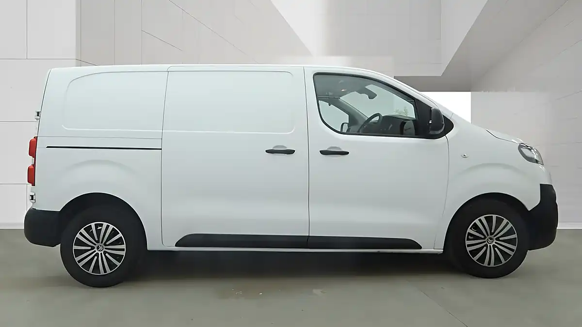 Used 2023 Citroen Dispatch Enterprise Edition M White - Interior and Exterior details 5