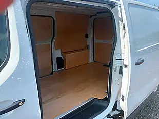 Used 2023 Citroen Dispatch Enterprise Edition M White - Interior and Exterior details 11
