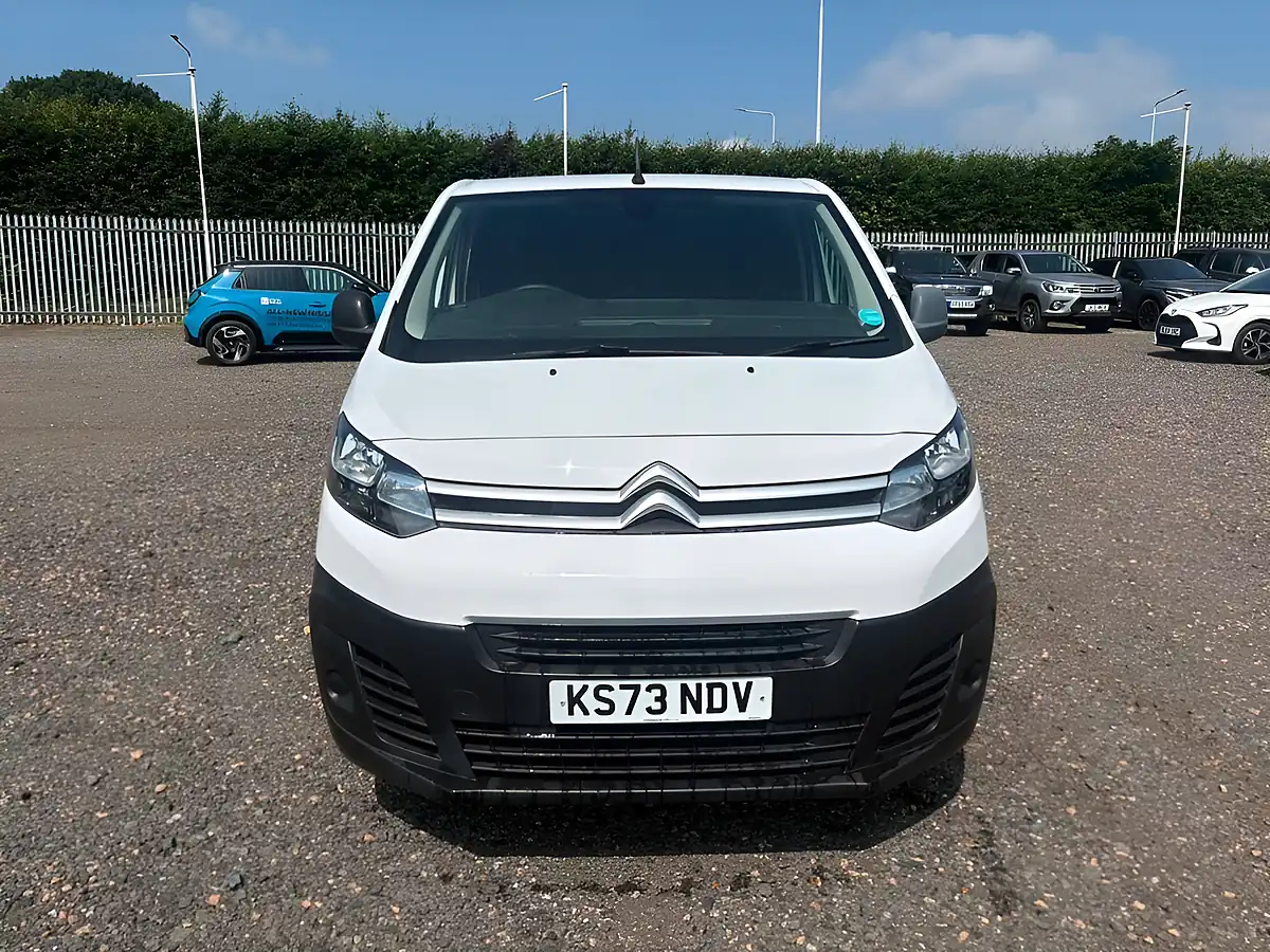 Used 2023 Citroen Dispatch Enterprise Edition M White - Interior and Exterior details 2