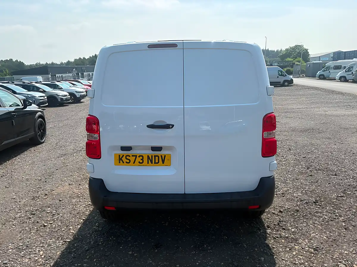 Used 2023 Citroen Dispatch Enterprise Edition M White - Interior and Exterior details 6