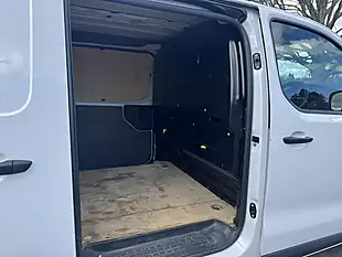 Used 2023 Citroen Dispatch Enterprise Edition M White - Interior and Exterior details 10