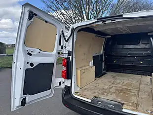 Used 2023 Citroen Dispatch Enterprise Edition M White - Interior and Exterior details 12