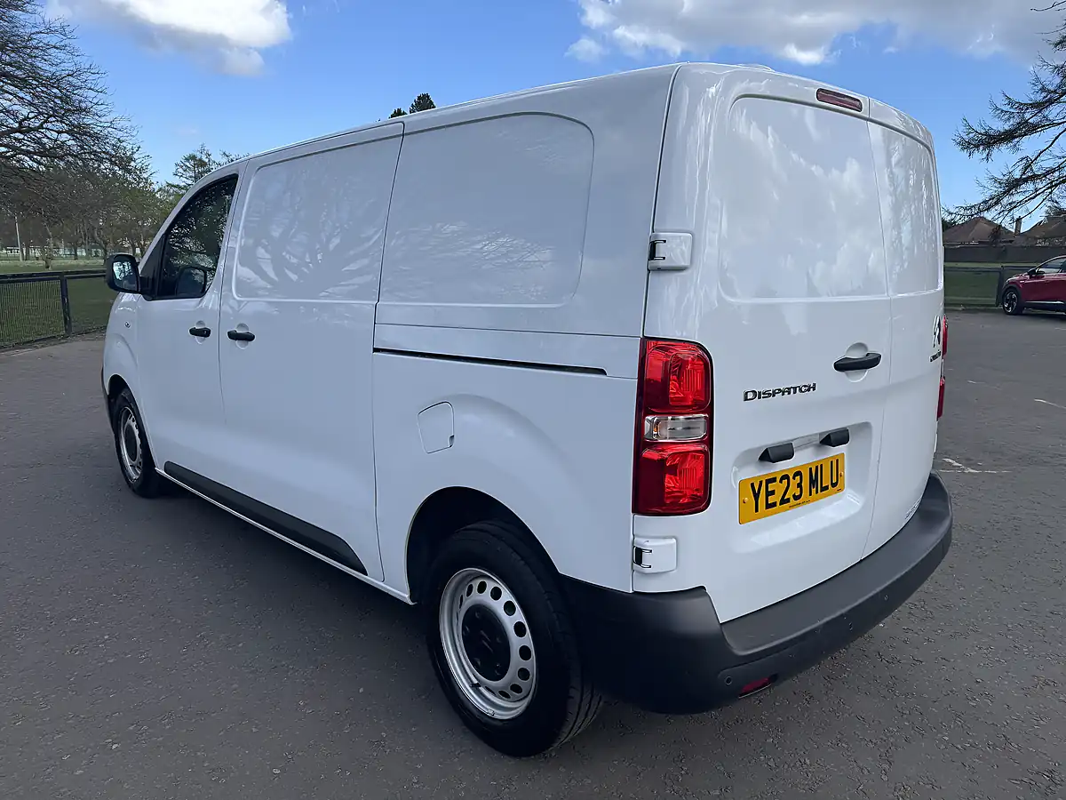 Used 2023 Citroen Dispatch Enterprise Edition M White - Interior and Exterior details 3