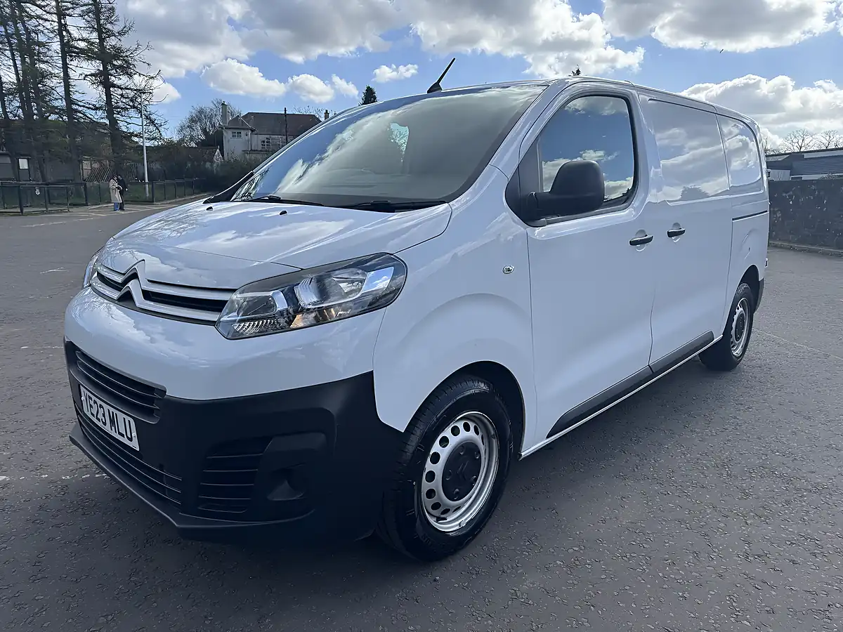 Used 2023 Citroen Dispatch Enterprise Edition M White - Interior and Exterior details 5