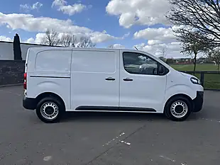 Used 2023 Citroen Dispatch Enterprise Edition M White - Interior and Exterior details 8