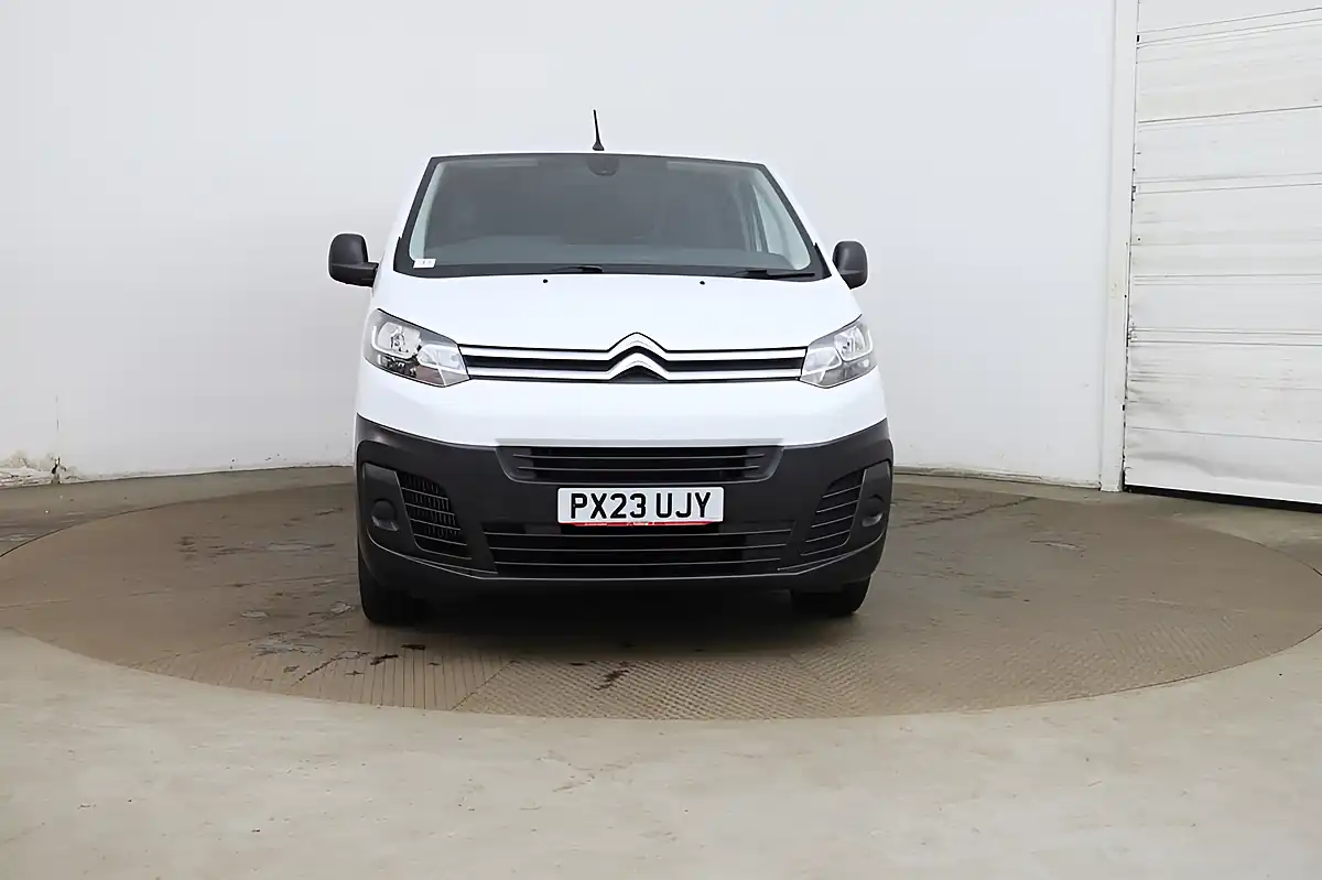 Used 2023 Citroen Dispatch Enterprise Edition Xl White - Front View