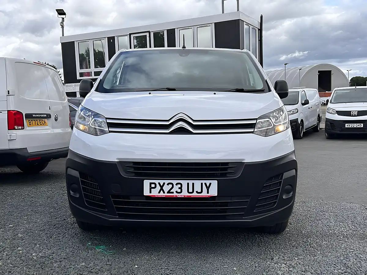 Used 2023 Citroen Dispatch Enterprise Edition Xl White - Interior and Exterior details 12