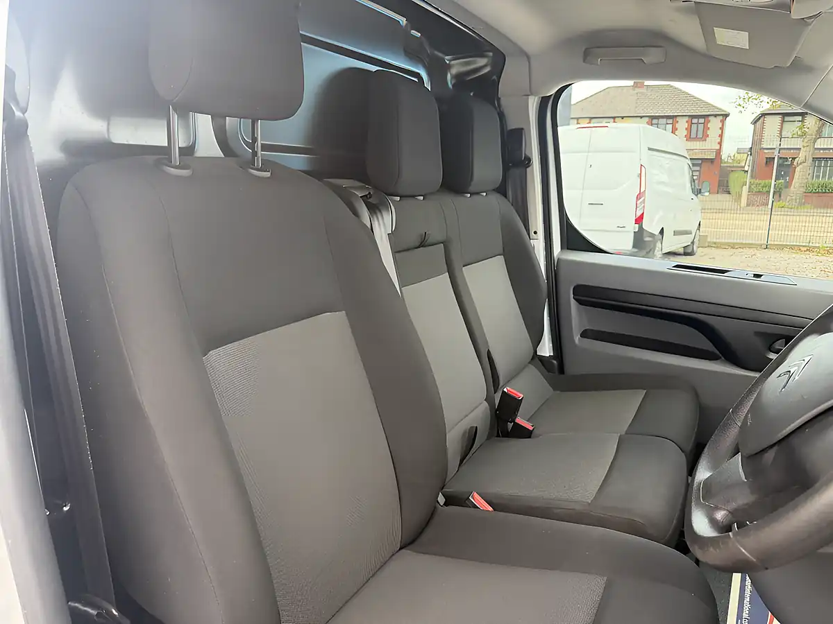 Used 2023 Citroen Dispatch Enterprise Pro White - Interior and Exterior details 16