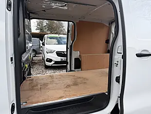 Used 2023 Citroen Dispatch Enterprise Pro White - Interior and Exterior details 20