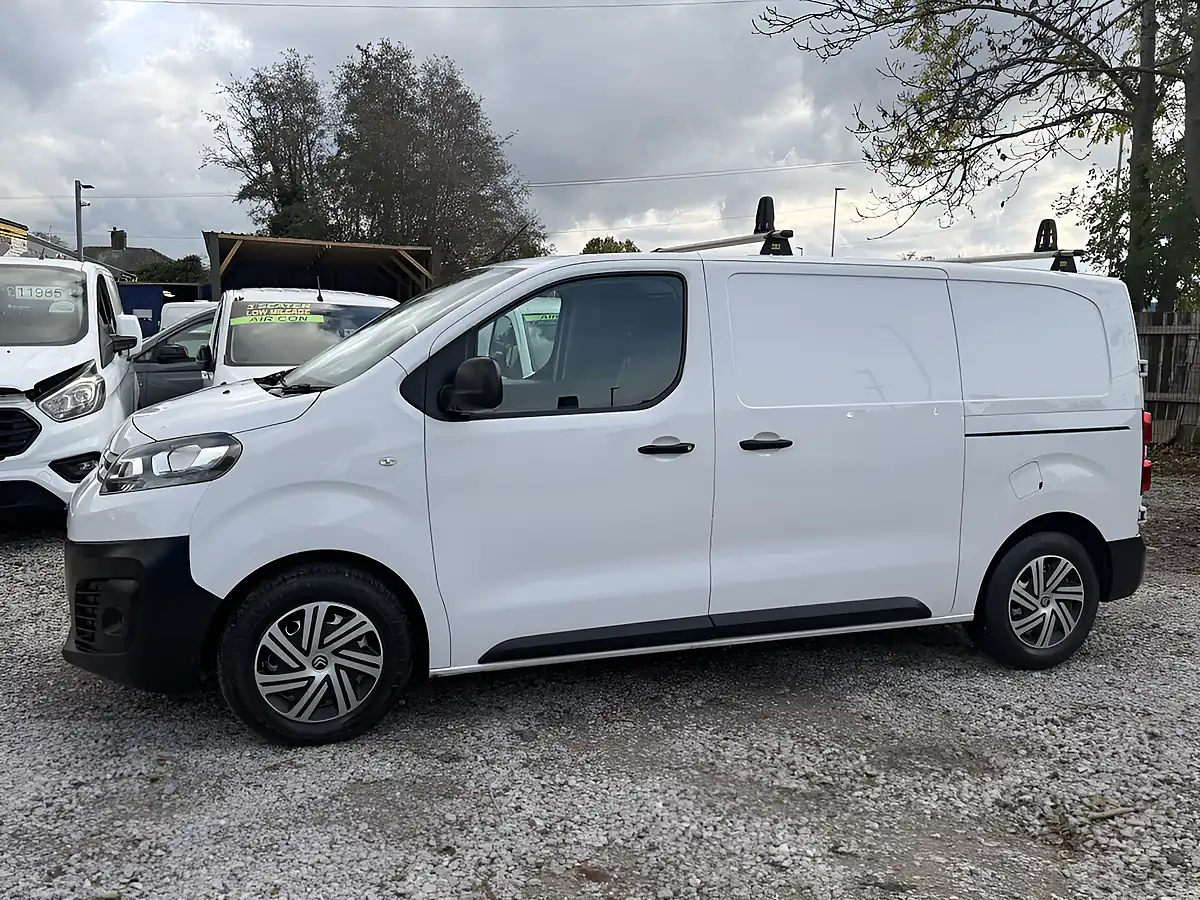 Used 2023 Citroen Dispatch Enterprise Pro White - Interior and Exterior details 6