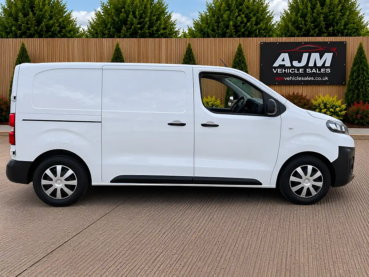 Used 2023 Citroen Dispatch M 1000 Enterprise Edition White - Interior and Exterior details 8