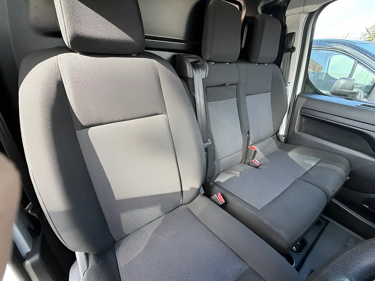 Used 2023 Citroen Dispatch M 1000 Enterprise Edition White - Interior and Exterior details 9