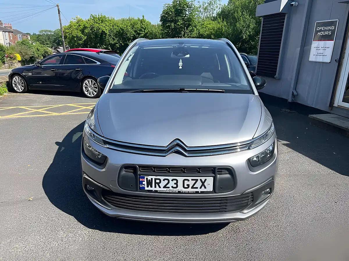 Used 2023 Citroen Grand C4 Spacetourer Sense Grey - Interior and Exterior details 2