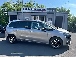 Used 2023 Citroen Grand C4 Spacetourer Sense Grey - Interior and Exterior details 7