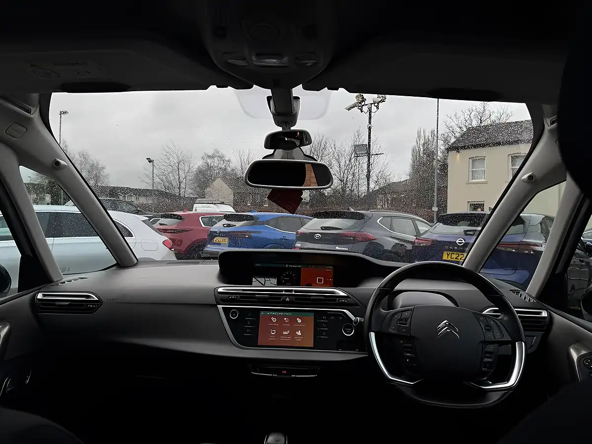 Used 2023 Citroen Grand C4 Spacetourer Shine White - Interior and Exterior details 19