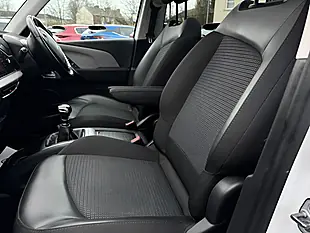 Used 2023 Citroen Grand C4 Spacetourer Shine White - Interior and Exterior details 5