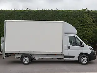 Used 2023 Citroen Relay 35 Enterprise Icy White - Interior and Exterior details 5