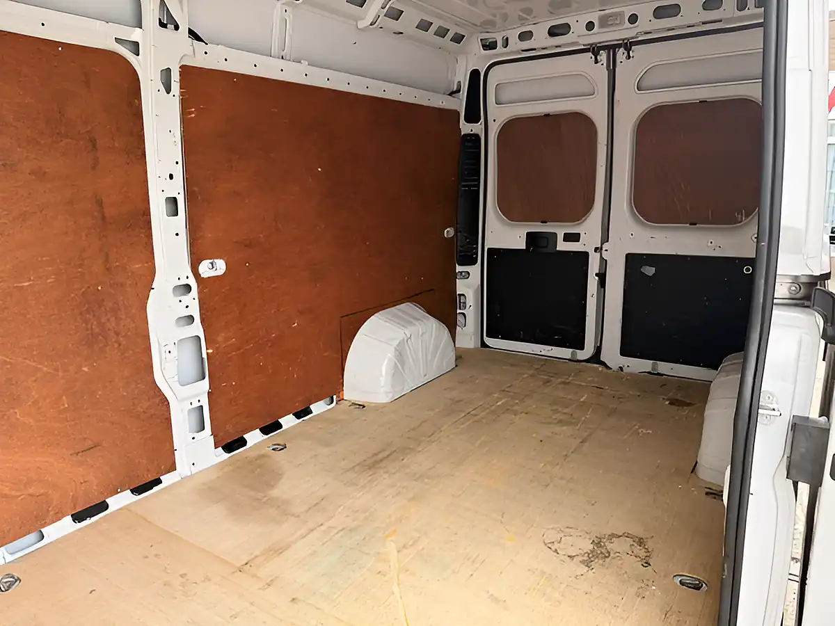 Used 2023 Citroen Relay 35 Enterprise L3 H2 White - Interior and Exterior details 11