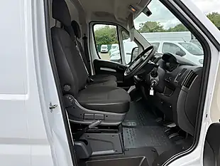 Used 2023 Citroen Relay 35 Enterprise L3 H2 White - Interior and Exterior details 18