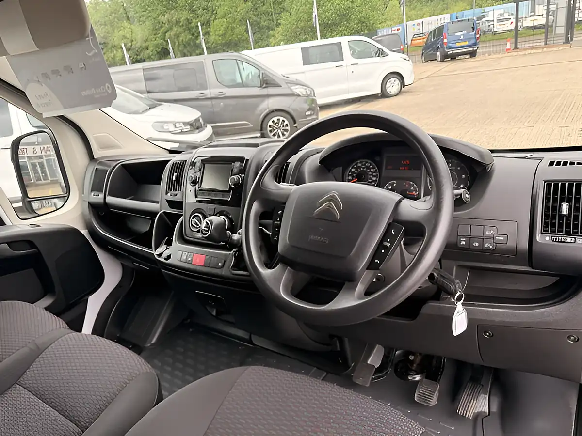 Used 2023 Citroen Relay 35 Enterprise L3 H2 White - Interior and Exterior details 19