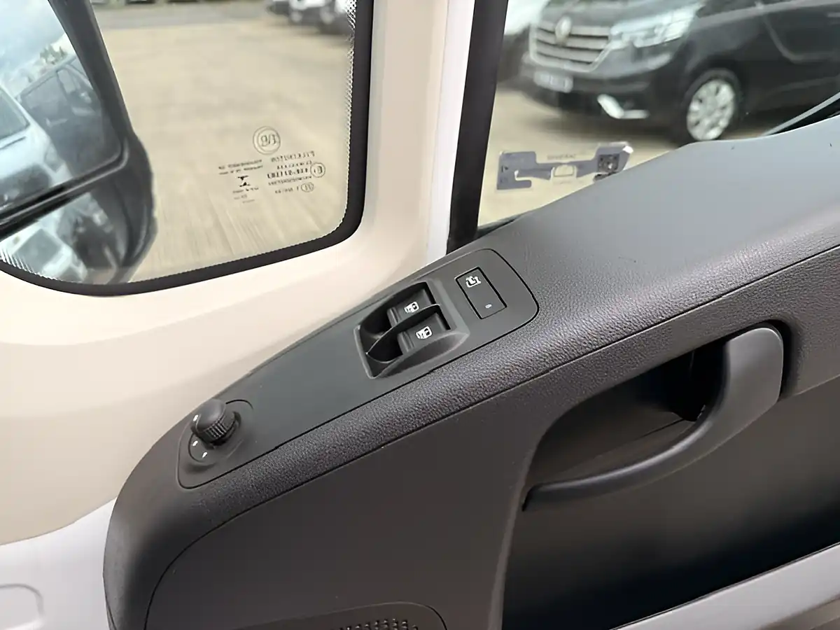 Used 2023 Citroen Relay 35 Enterprise L3 H2 White - Interior and Exterior details 20