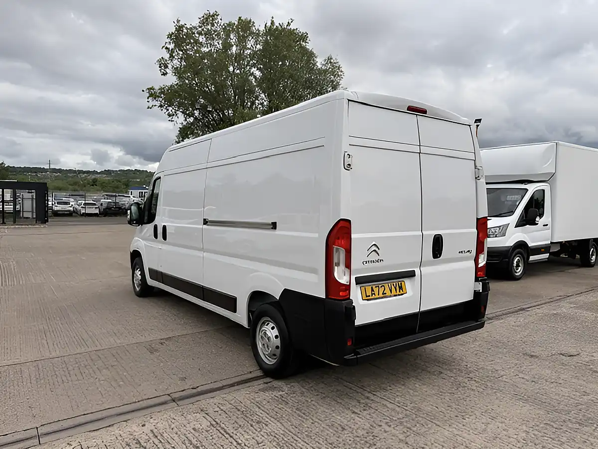 Used 2023 Citroen Relay 35 Enterprise L3 H2 White - Interior and Exterior details 7
