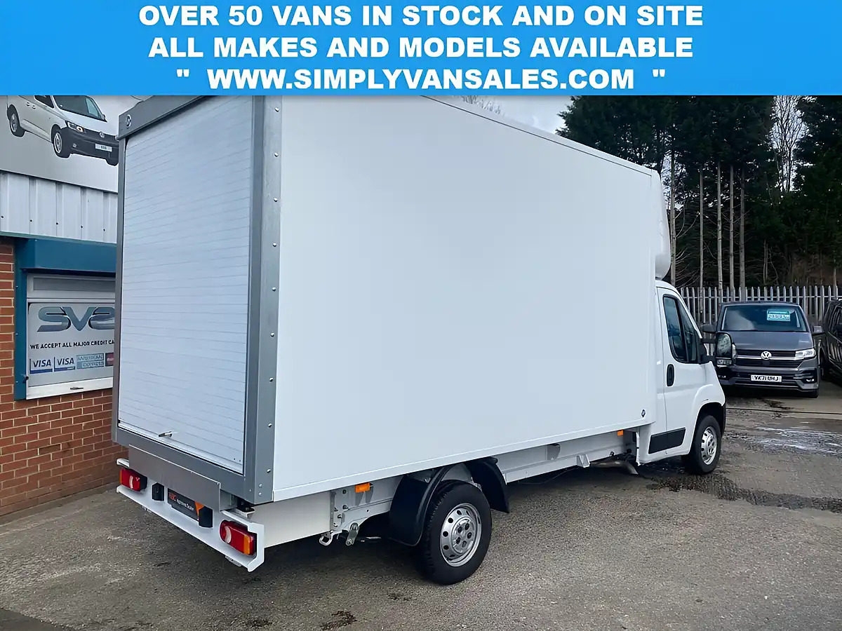 Used 2023 Citroen Relay 35 X White - Interior and Exterior details 6