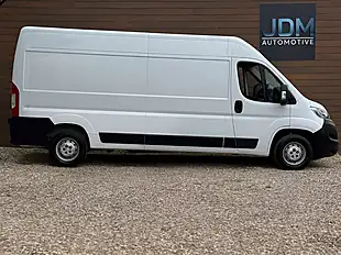 Used 2023 Citroen Relay 35L3H2 Enterprise Edition Icy White Solid - Interior and Exterior details 2