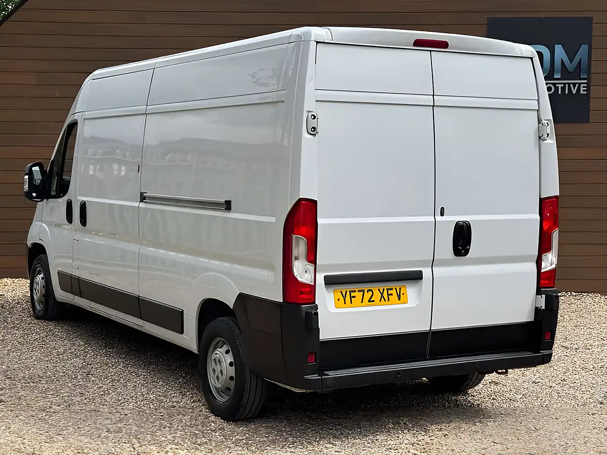 Used 2023 Citroen Relay 35L3H2 Enterprise Edition Icy White Solid - Interior and Exterior details 7
