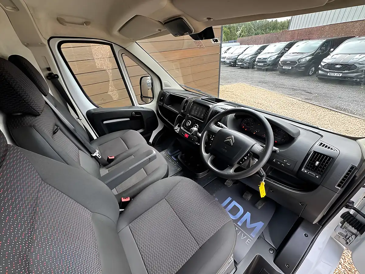 Used 2023 Citroen Relay Enterprise Edition Blue Icy White Solid - Interior and Exterior details 13