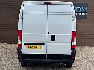 Used 2023 Citroen Relay Enterprise Edition Blue Icy White Solid - Interior and Exterior details 4