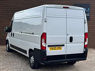 Used 2023 Citroen Relay Enterprise Edition Blue Icy White Solid - Interior and Exterior details 5