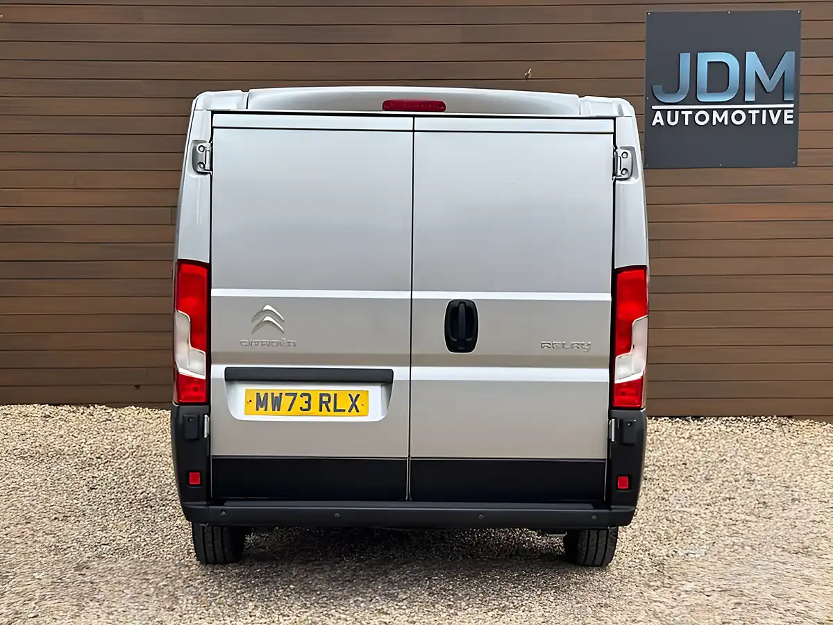 Used 2023 Citroen Relay Enterprise Edition Grey - Interior and Exterior details 4