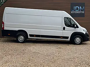 Used 2023 Citroen Relay Enterprise Edition Icy White - Interior and Exterior details 2