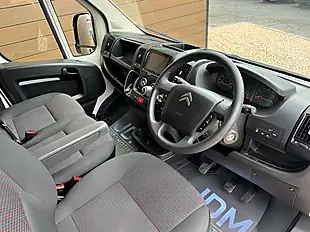 Used 2023 Citroen Relay Enterprise Edition Icy White - Interior and Exterior details 16