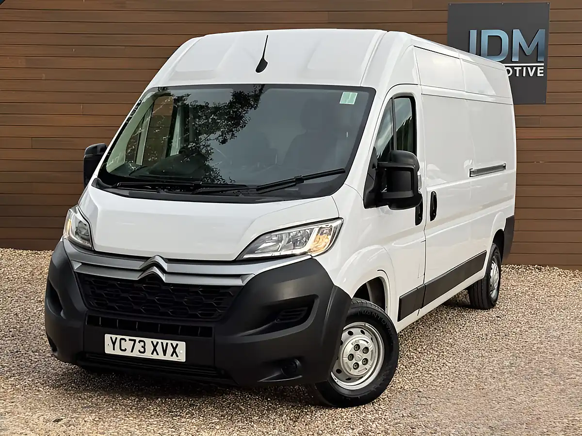 Used 2023 Citroen Relay Enterprise Edition Icy White - Interior and Exterior details 7
