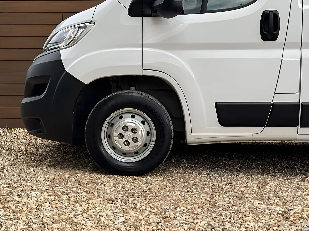 Used 2023 Citroen Relay Enterprise Edition Icy White - Interior and Exterior details 9