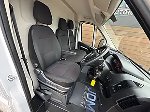 Used 2023 Citroen Relay Enterprise Edition Icy White - Interior and Exterior details 13