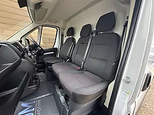 Used 2023 Citroen Relay Enterprise Edition Icy White - Interior and Exterior details 18