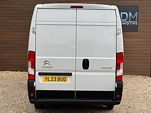 Used 2023 Citroen Relay Enterprise Edition Icy White - Interior and Exterior details 4