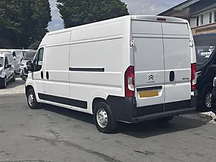 Used 2023 Citroen Relay Enterprise Edition Icy White - Interior and Exterior details 10