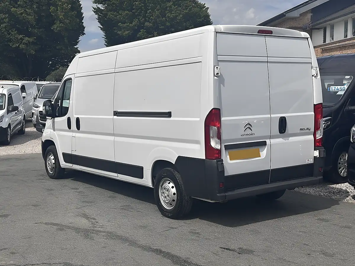 Used 2023 Citroen Relay Enterprise Edition L3H2 Icy White Solid - Interior and Exterior details 10