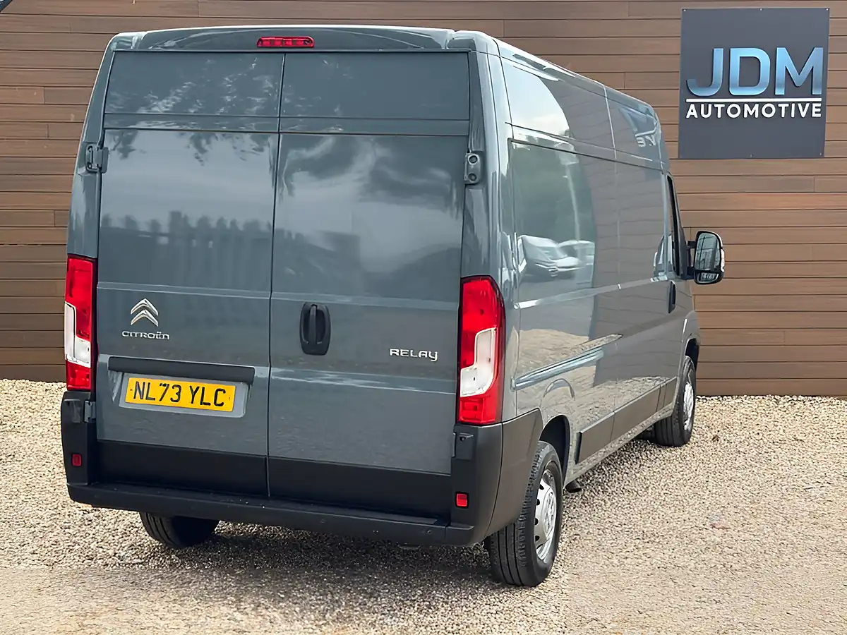 Used 2023 Citroen Relay Enterprise Edition Thunder Grey - Interior and Exterior details 3