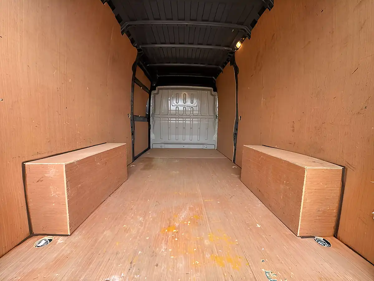 Used 2023 Citroen Relay Enterprise Edition Thunder Grey - Interior and Exterior details 6