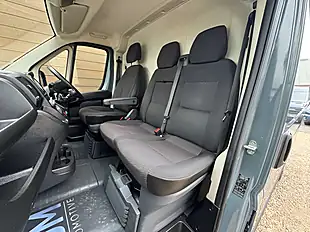 Used 2023 Citroen Relay Enterprise Edition Thunder Grey - Interior and Exterior details 19