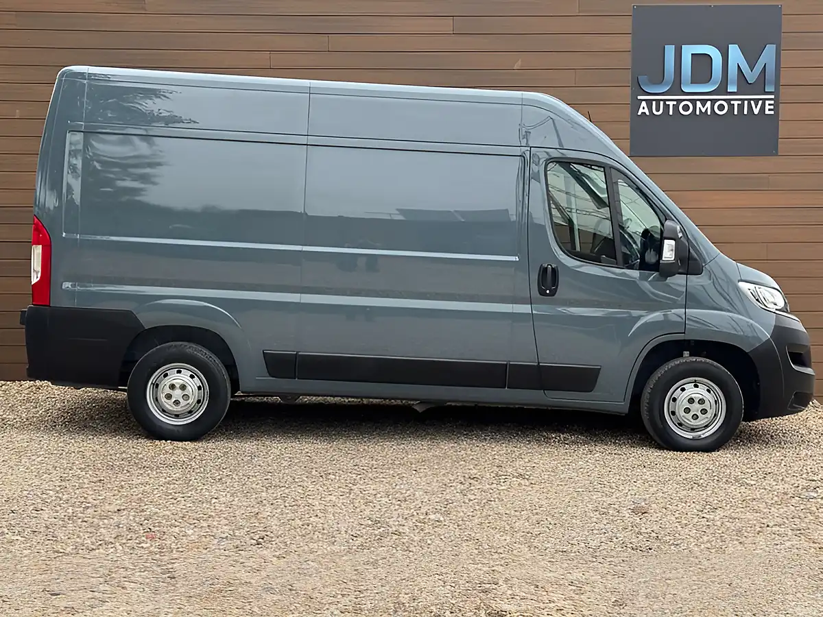 Used 2023 Citroen Relay Enterprise Edition Thunder Grey - Interior and Exterior details 2